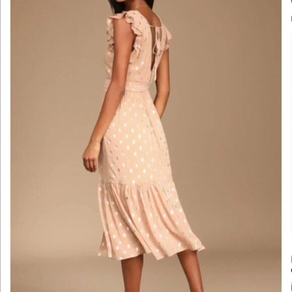 Lulu's Cause to Celebrate Mauve and Silver Ruffled Tiered Midi Dress S - Picture 2 of 11